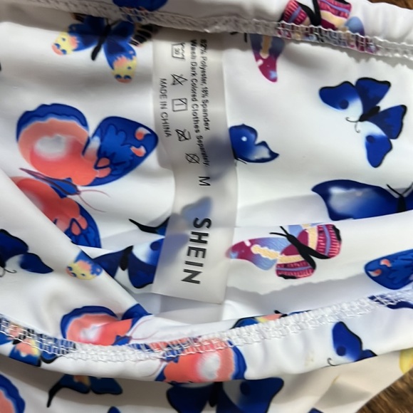 ❤️5/$25 Shein Butterfly Bikini Medium - Picture 3 of 3